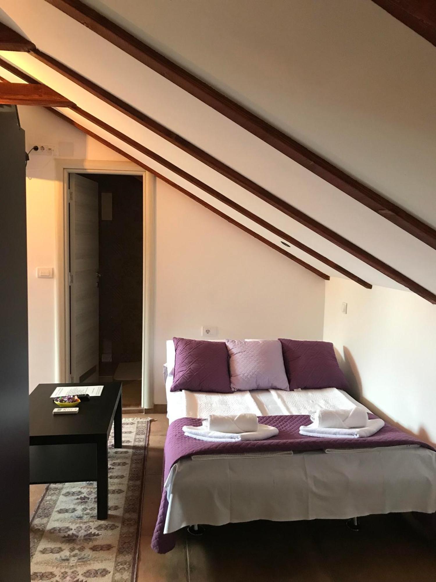 Apartments Pkt Delux Ni Εξωτερικό φωτογραφία